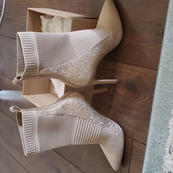 Steve Madden Maxwelle Blush size 7.5 - Picture 4 of 6